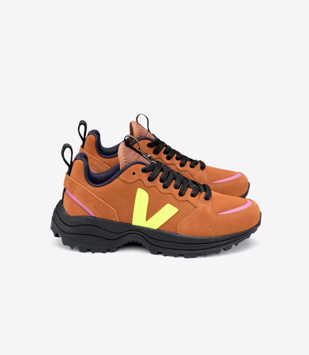 VEJA VENTURI SUEDE TUILE JAUNE FLUO BLACK SOLE< Adulto